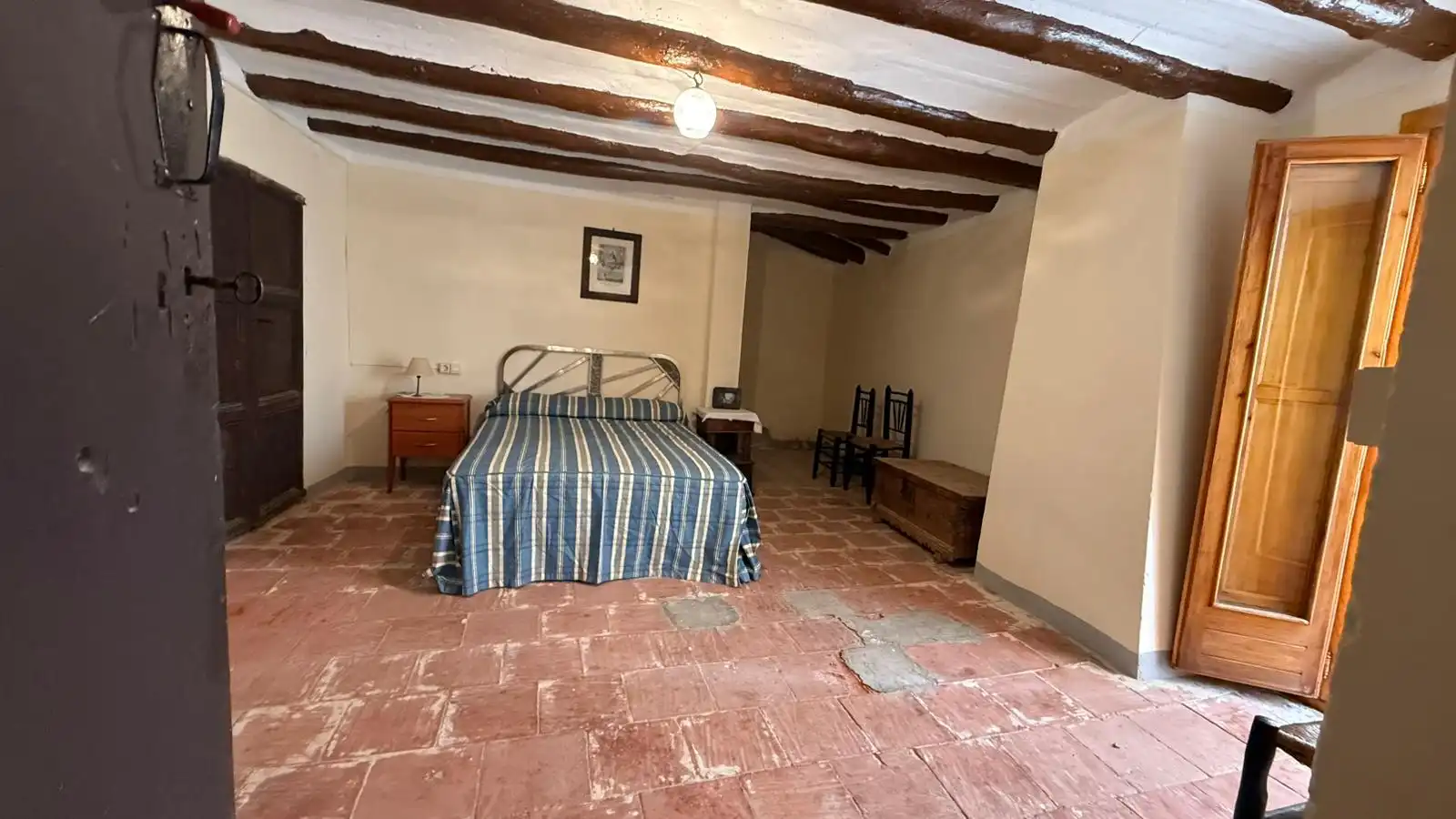 Habitación de Casa adosada en venta en Morella con Trastero y Amueblado