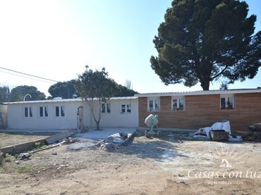 Casa amb jardí en venda a Camino Puente Claveria