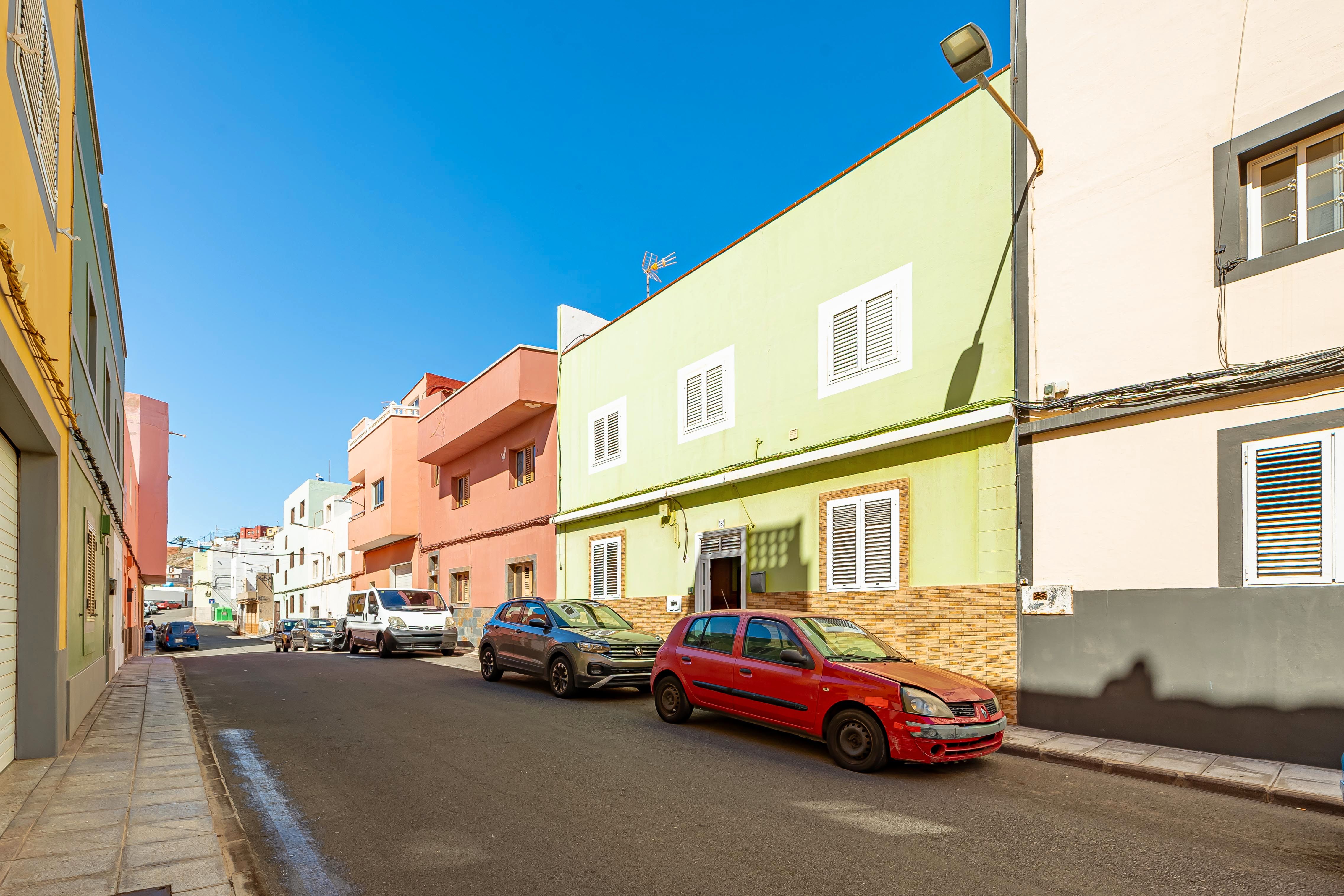 Vista exterior de Casa o xalet en venda en Santa María de Guía de Gran Canaria amb Terrassa