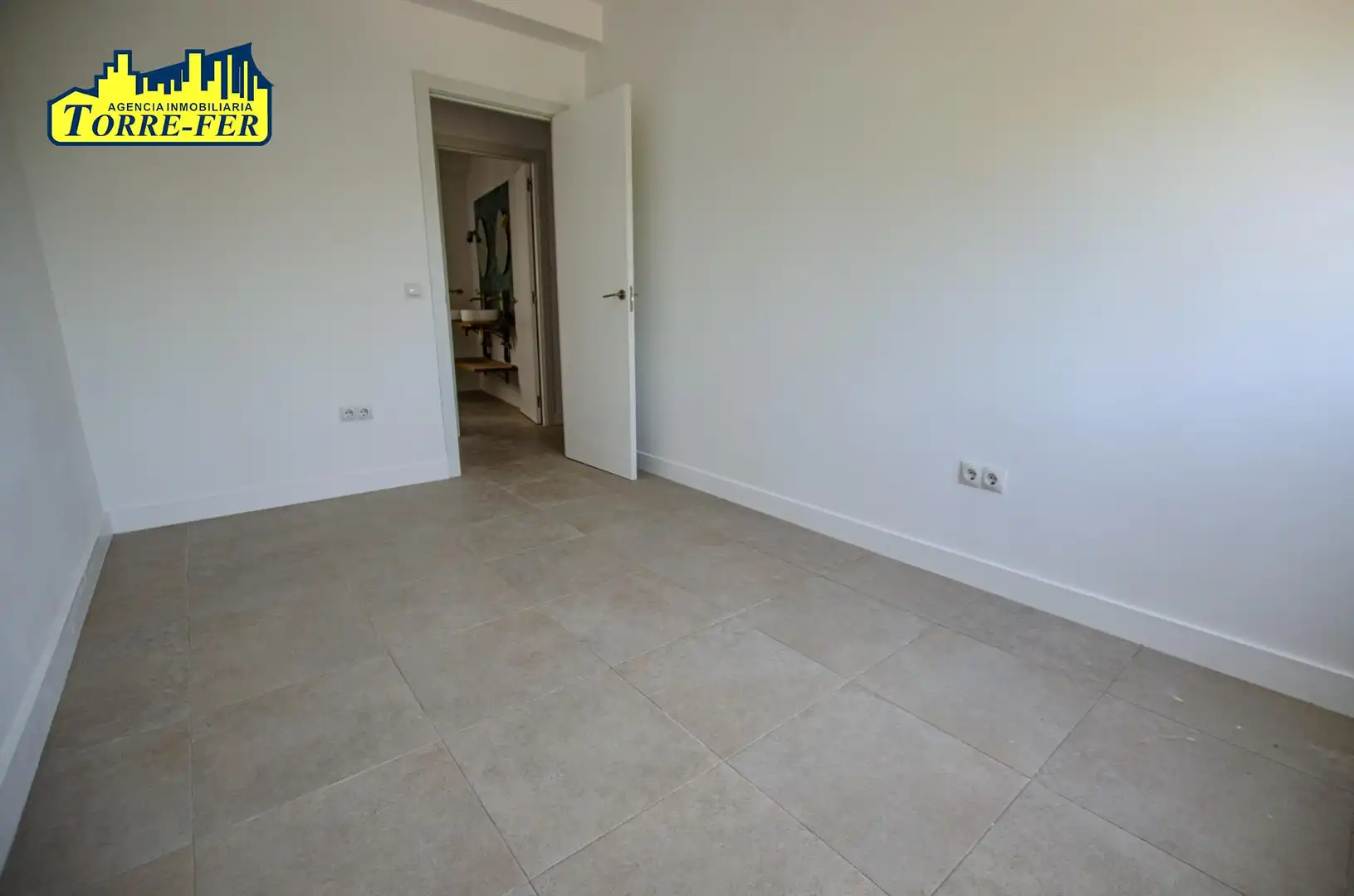 Flat for sale in Almería  with Air Conditioner and Terrace