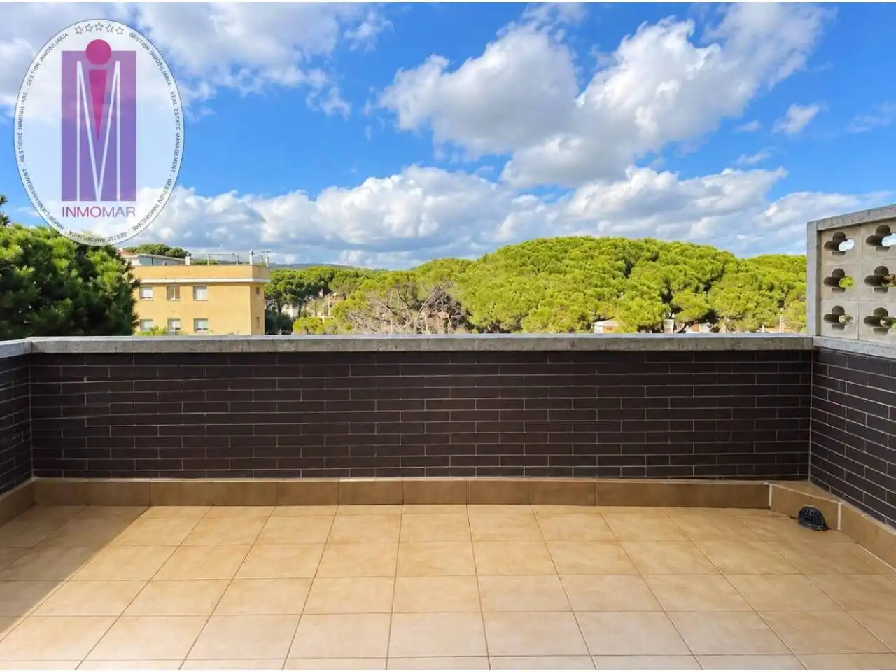 Terraza de Casa adosada en venta en Castelldefels con Calefacción y Piscina comunitaria