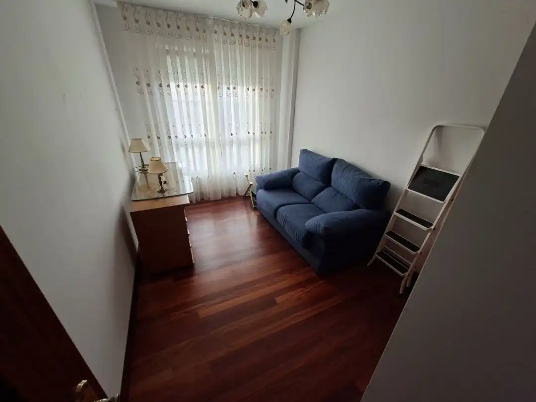 Sala de estar de Piso en venta en Otxandio con Calefacción, Amueblado y Balcón
