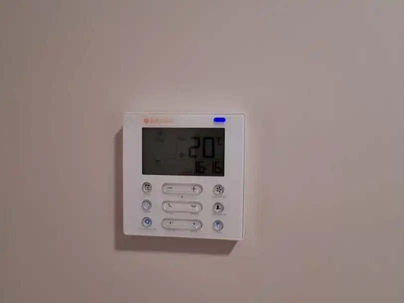 Bedroom of Flat for share in Córdoba  with Air Conditioner, Heating and Terrace