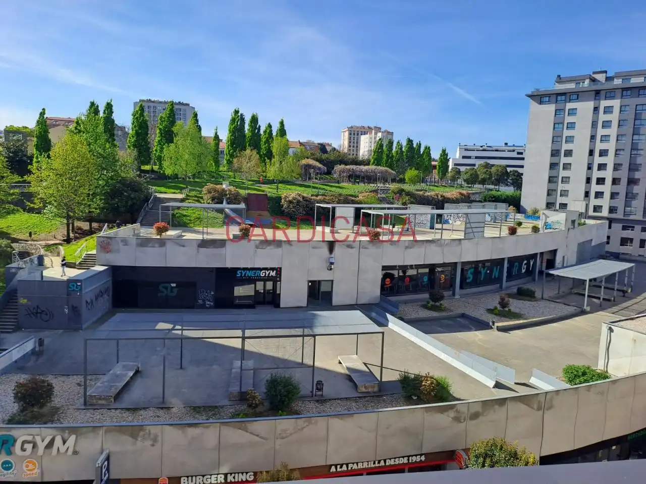 Terraza de Piso de alquiler en Vigo  con Calefacción, Parquet y Balcón