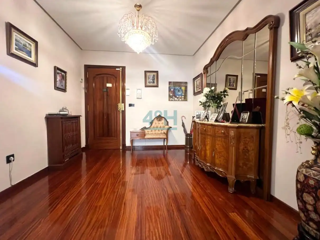 Flat for sale in Ourense Capital   with Heating, Parquet flooring and Storage room