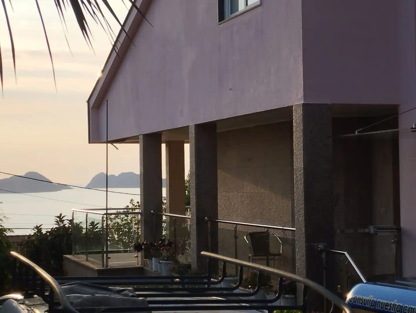 Terrassa de Casa o xalet en venda en Nigrán amb Calefacció, Jardí privat i Piscina