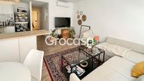 Living room of Flat for sale in  Barcelona Capital  with Air Conditioner, Heating and Parquet flooring