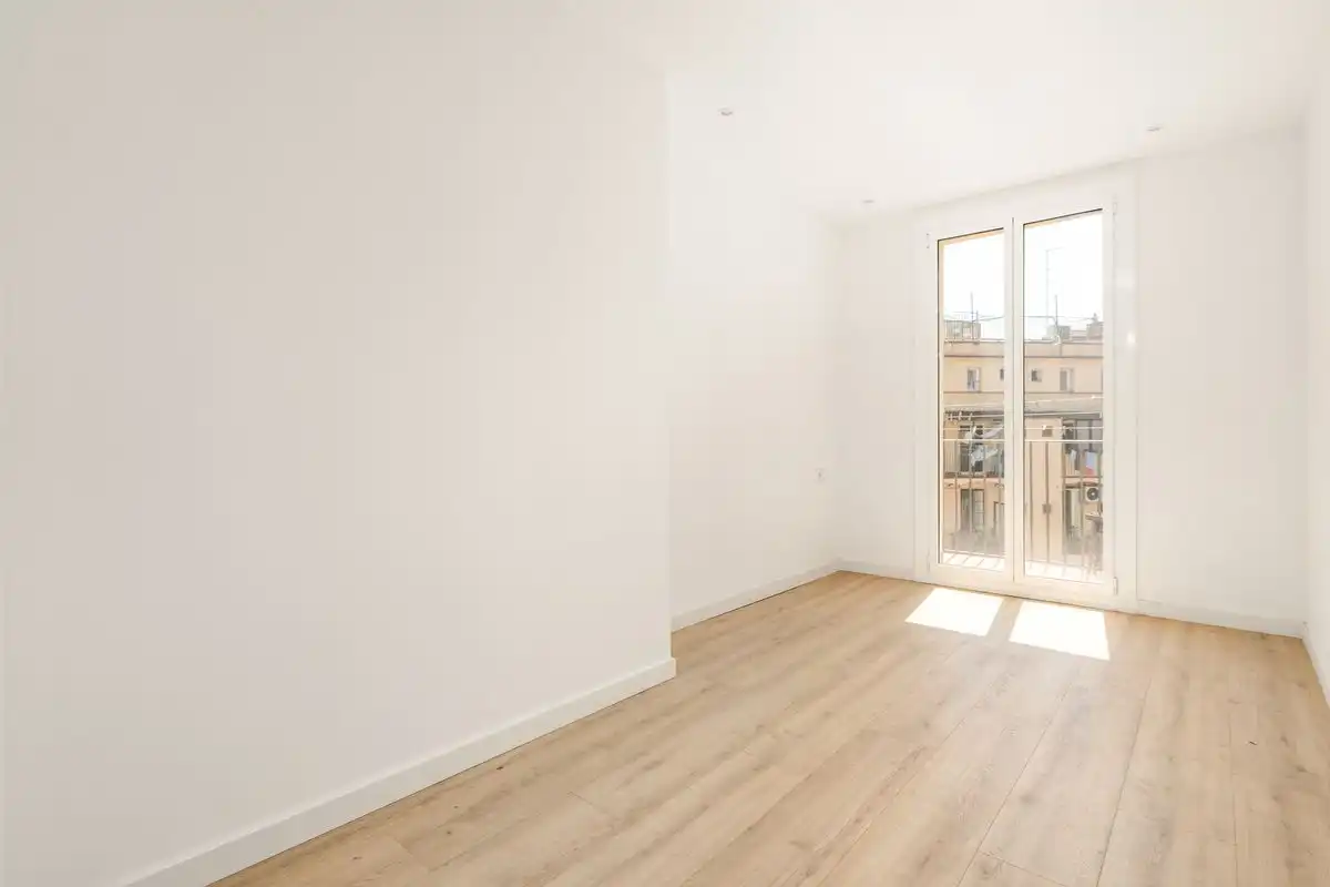Piso con ascensor en venta en Ronda de Sant Pau, imagen 13