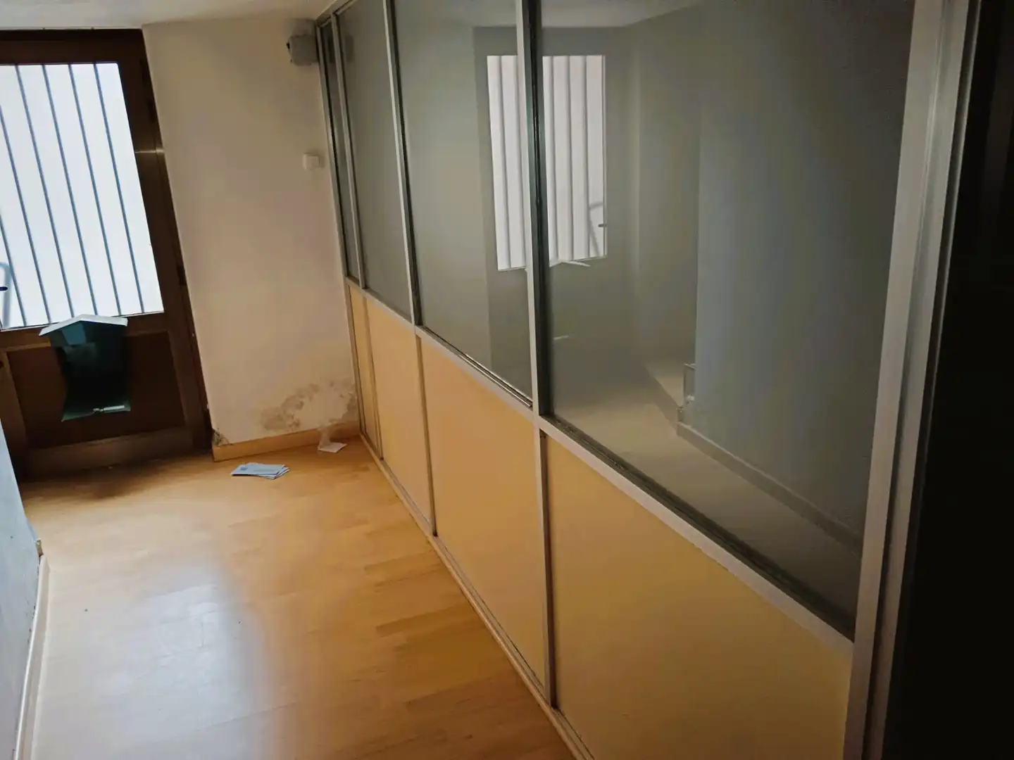 Local comercial en venda a Carrer del Montsià, imagen 6
