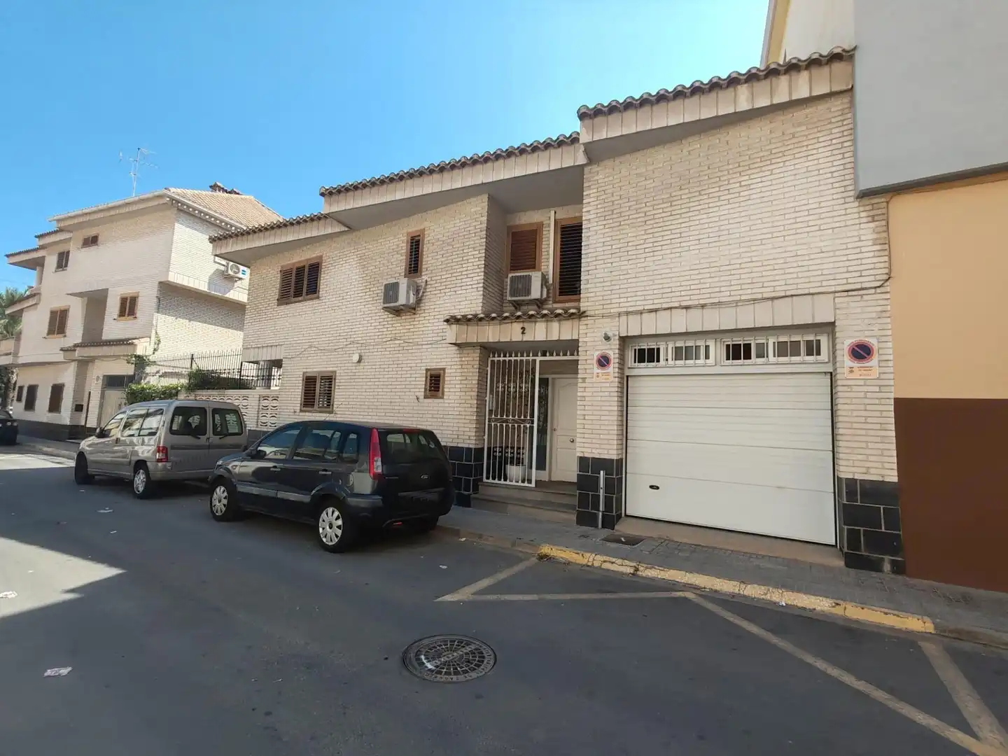 Exterior view of Detached homes for sale in Sagunto / Sagunt  with Air Conditioner, Heating and Parquet flooring