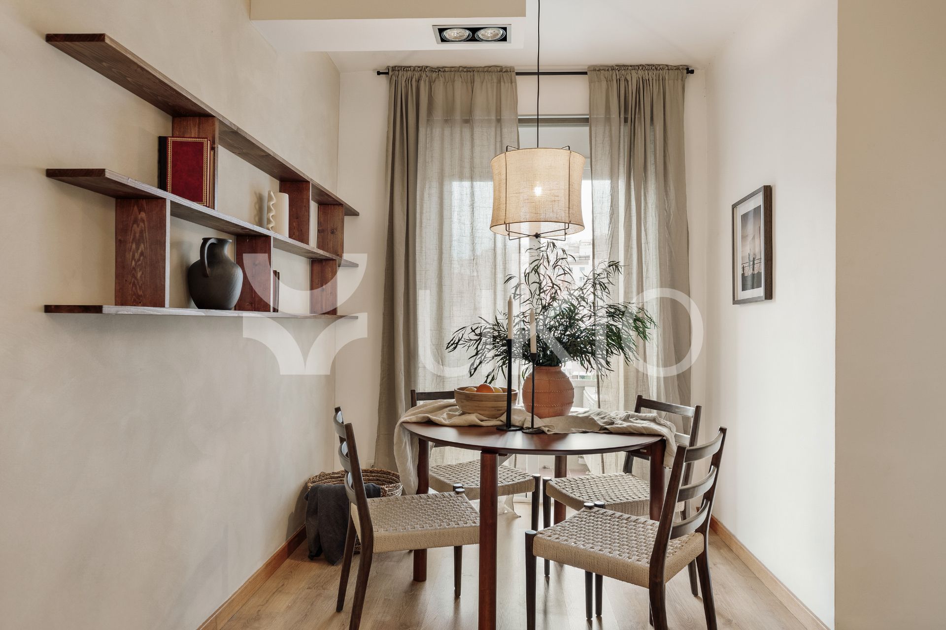 Dining room of Apartment to rent in  Barcelona Capital  with Air Conditioner, Heating and Furnished