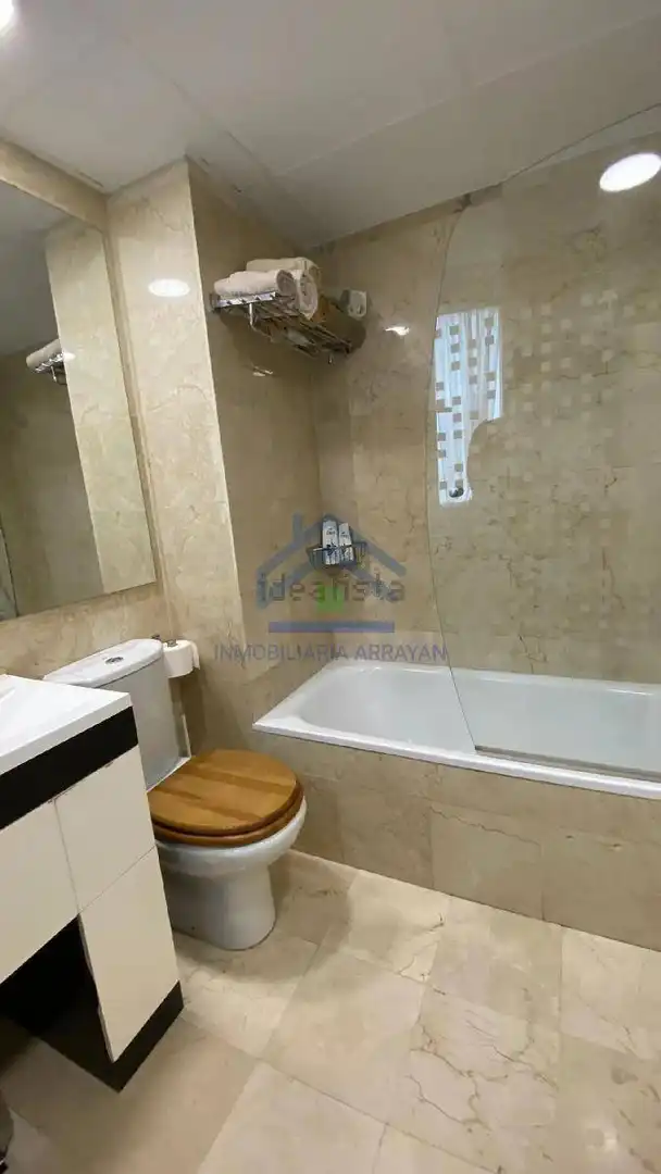 Appartement avec piscine à louer à Genil, imagen 38