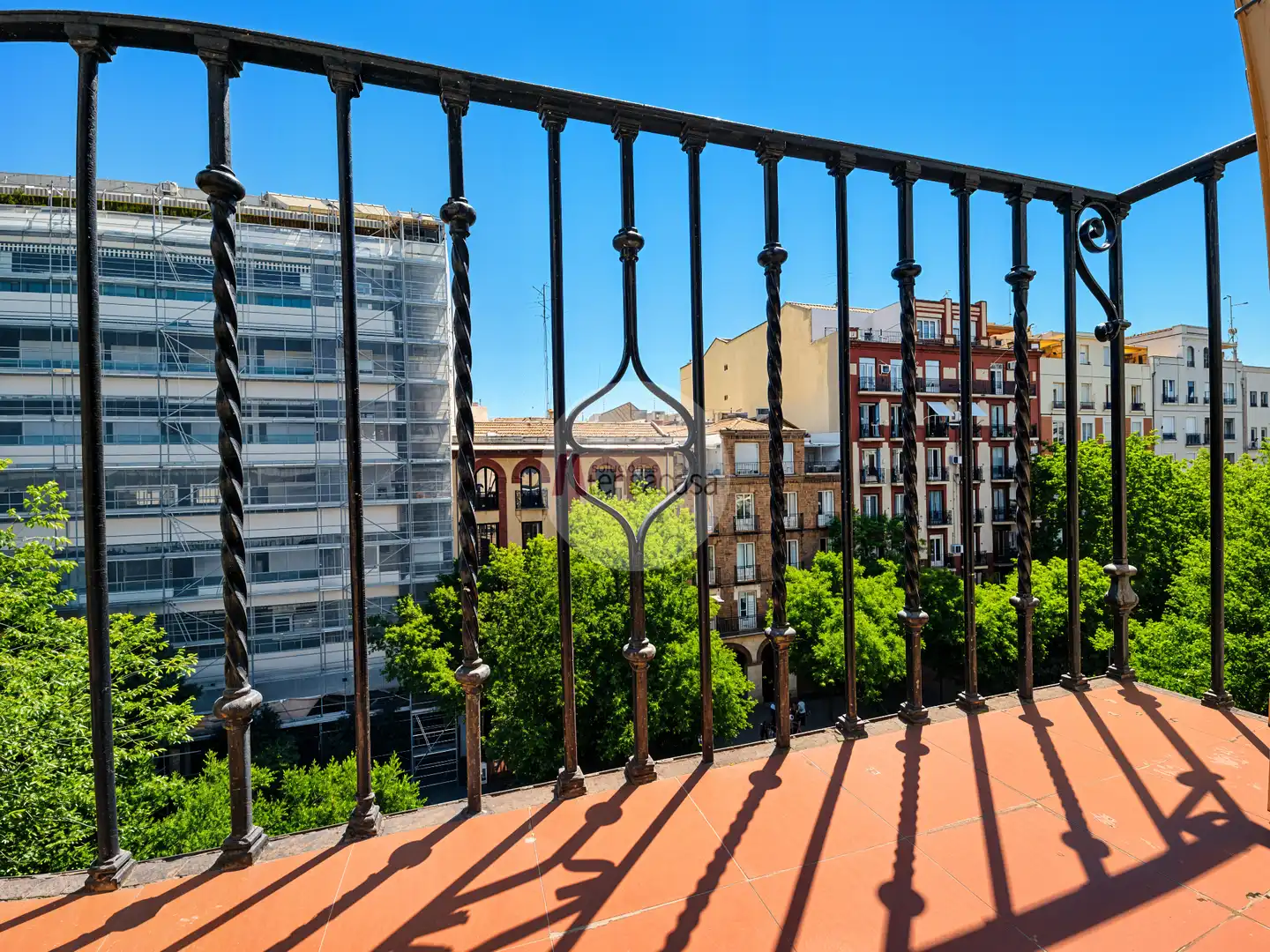 Terrassa de Pis en venda en Madrid amb Calefacció, Parquet i Balcó