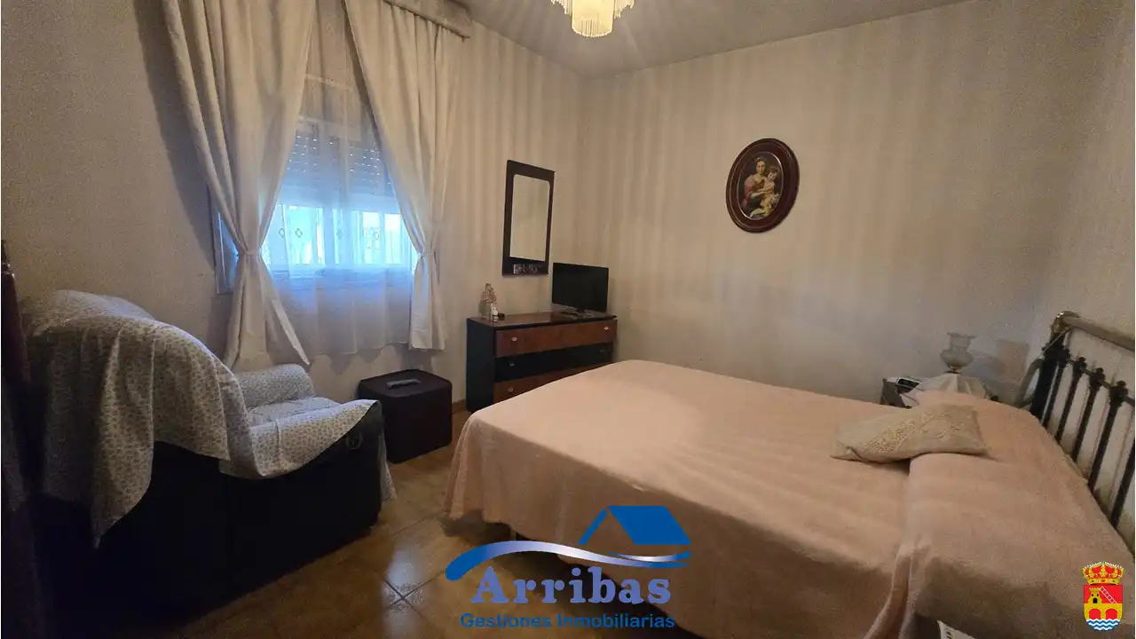 Habitación de Casa o chalet en venta en Escalona con Calefacción, Jardín privado y Terraza