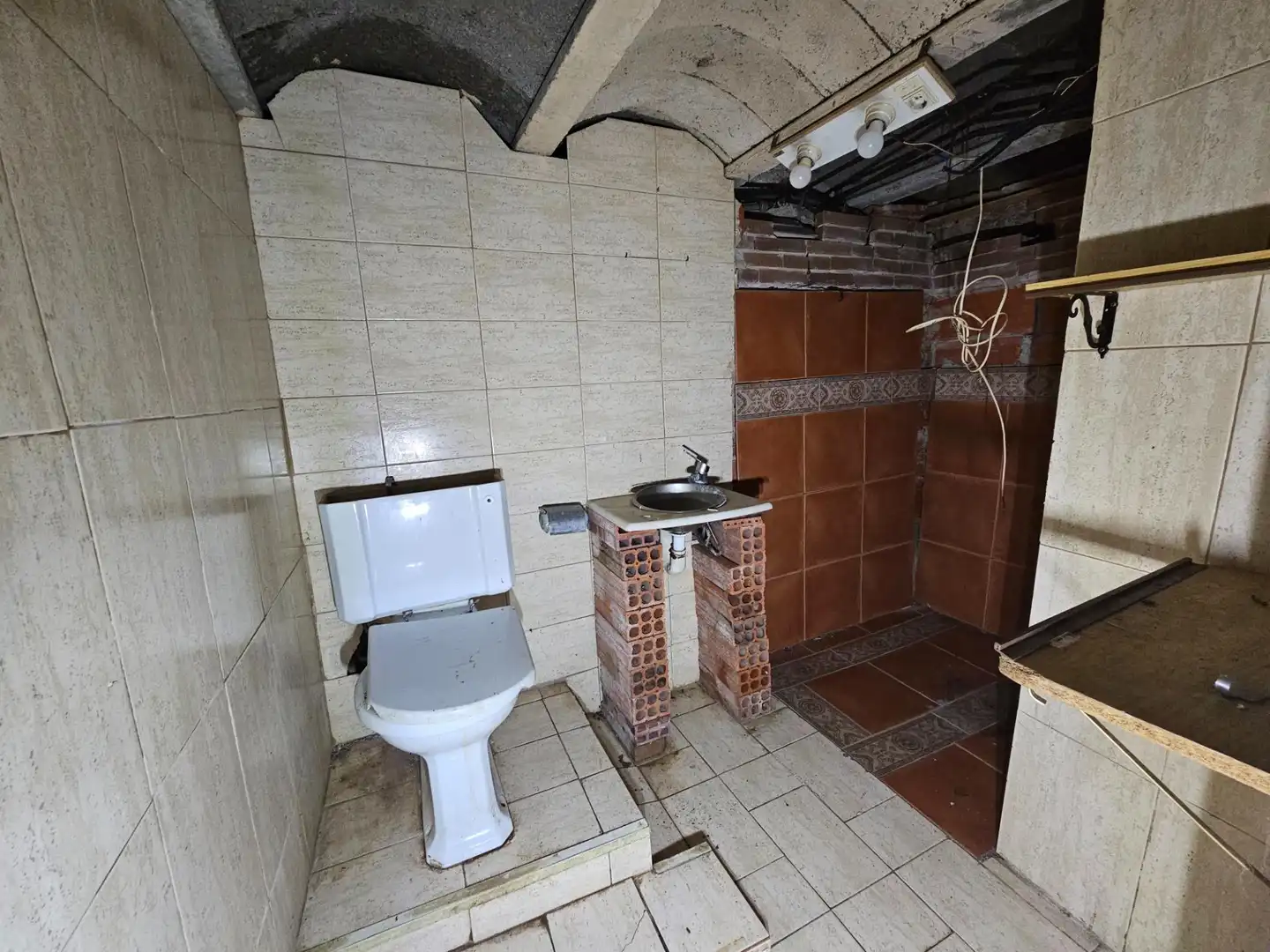 Bathroom of Houses for sale in Cassà de la Selva  with Terrace