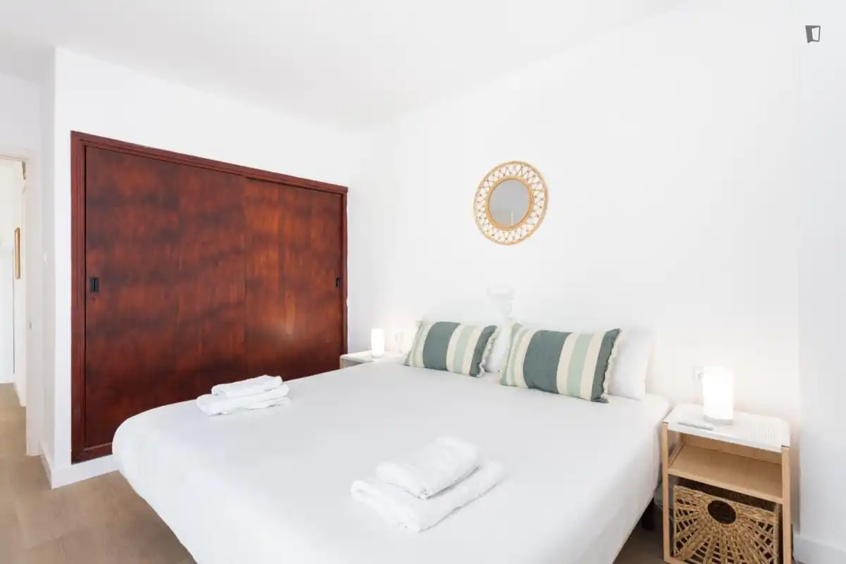 Dormitori de Apartament de lloguer en Candelaria amb Moblat, Forn i Rentadora
