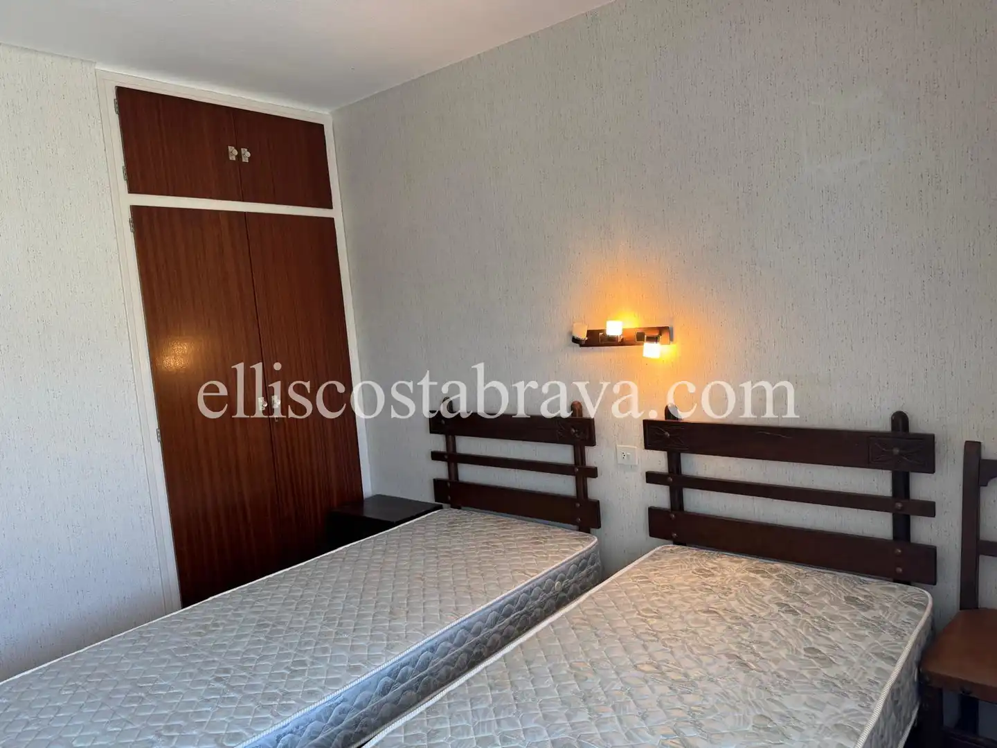 Schlafzimmer von Haus oder Chalet zum Verkauf in L'Estartit mit Heizung, Privatgarten und Terrasse