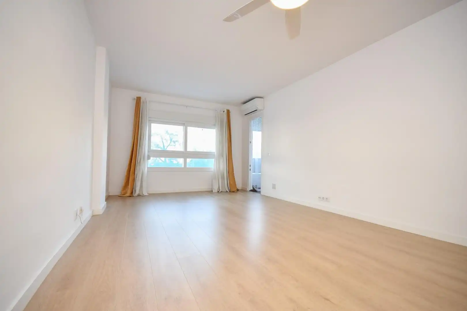 Habitación de Piso en venta en  Palma de Mallorca con Aire acondicionado, Parquet y Terraza