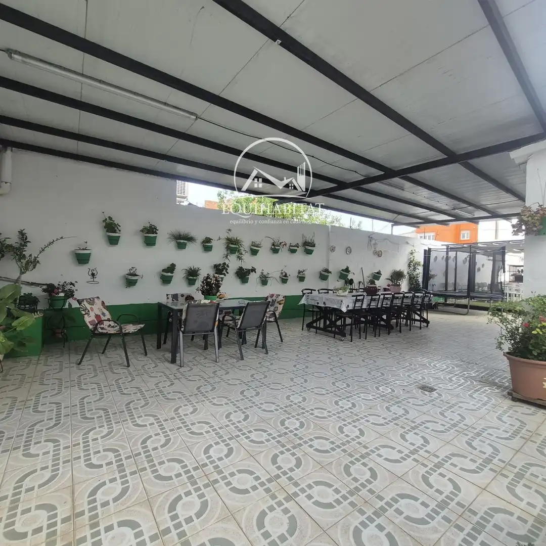 Terrassa de Casa o xalet en venda en Alcoletge amb Aire condicionat, Traster i Piscina