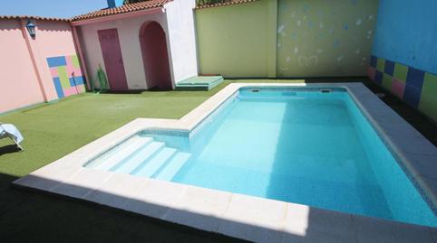 Foto 5 de Casa adosada en venda a Calle Ronda Norte, Lobón, Badajoz