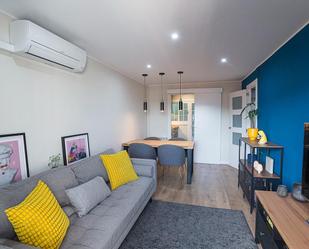 Living room of Flat to rent in Sant Andreu de la Barca  with Air Conditioner, Parquet flooring and Balcony