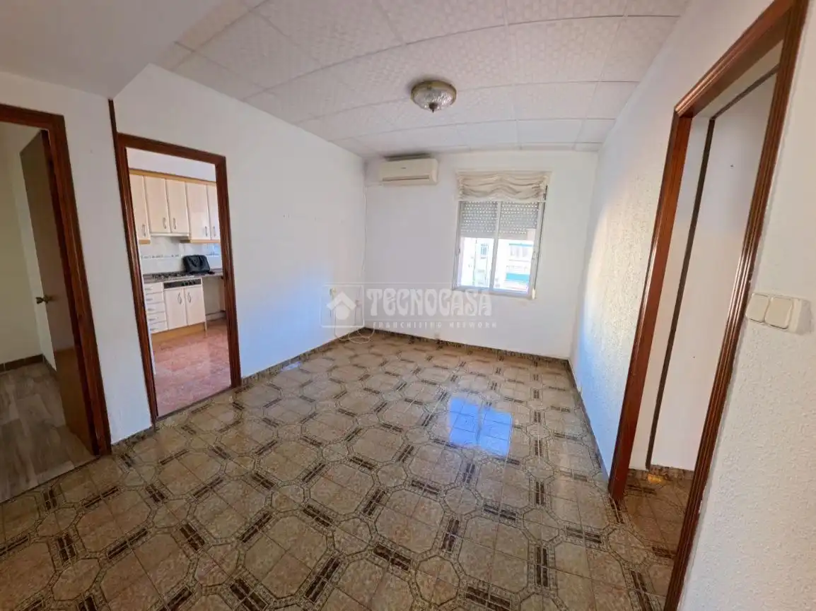 Piso en venta en C. de Miguel Jimnez Reyes, Pla de Bon Repós