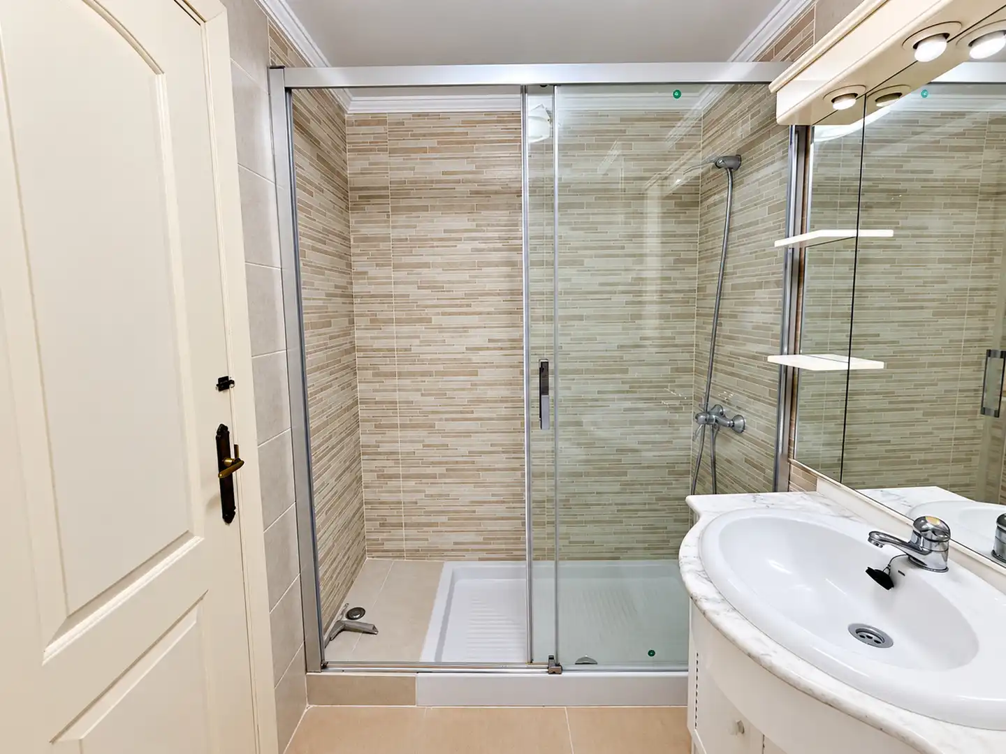 Apartament amb balcó en venda a Parque de la Paloma, imagen 6