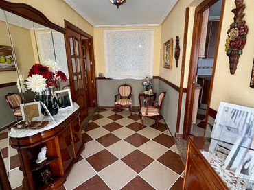 Villa mit Garten zum Verkauf in Calle Obispo Basulto