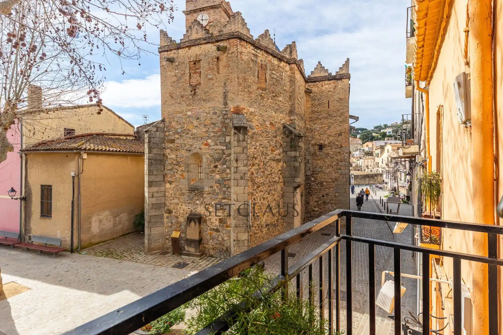 Vista exterior de Pis en venda en Alella amb Calefacció i Terrassa