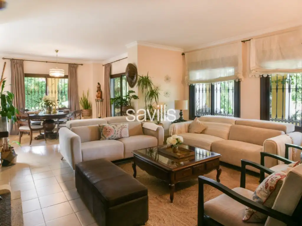 Sala d'estar de Casa o xalet en venda en Málaga