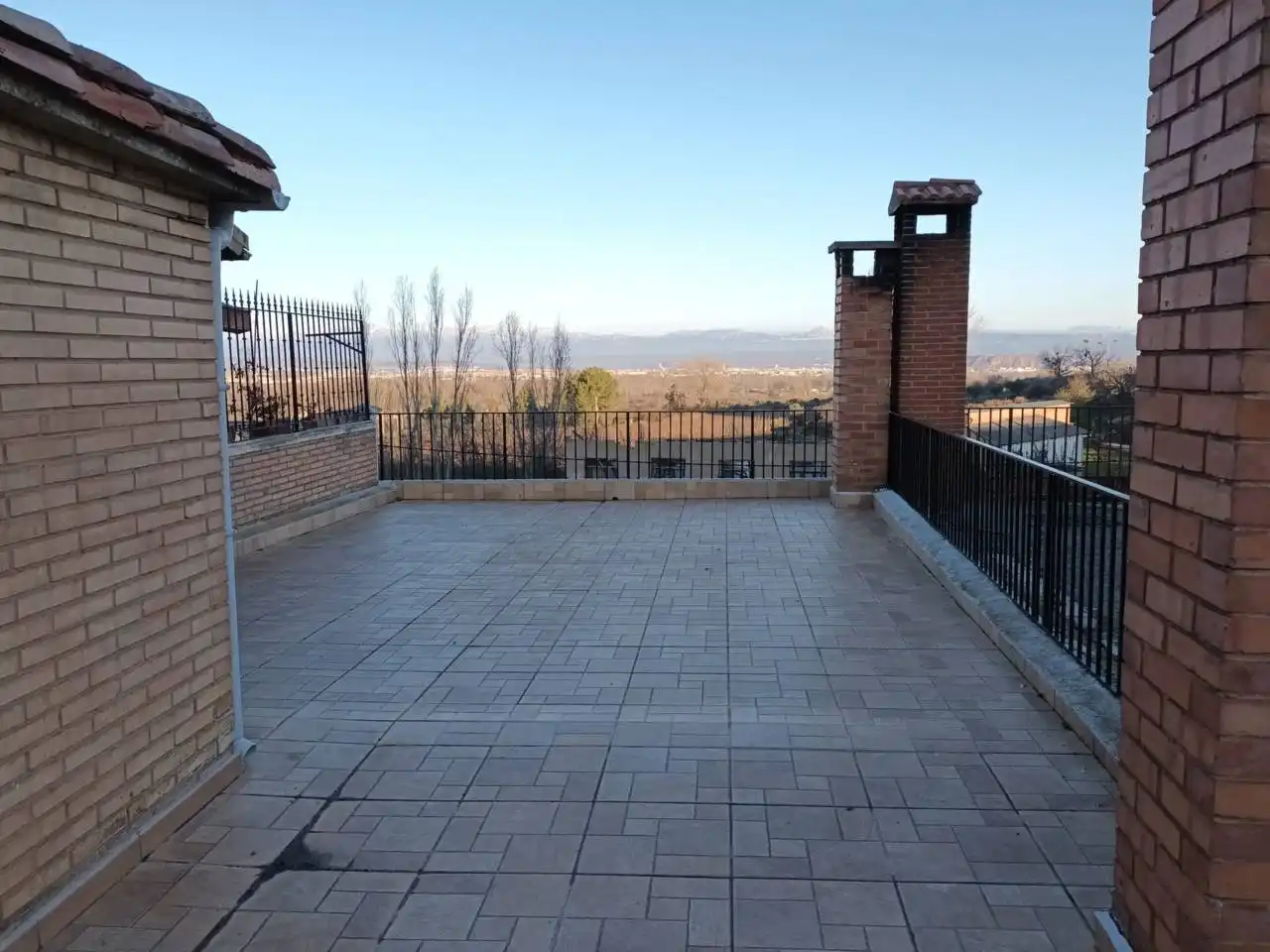 Terraza de Casa o chalet en venta en Alberite con Terraza y Amueblado