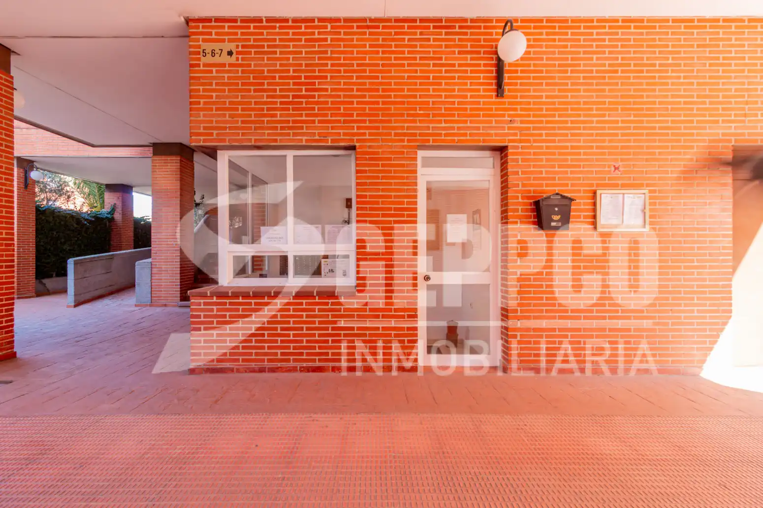 Flat for sale in Canillas