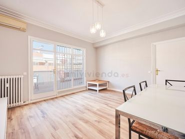 Penthouse mit Aufzug zur Miete in Calle de la Fuente del Berro