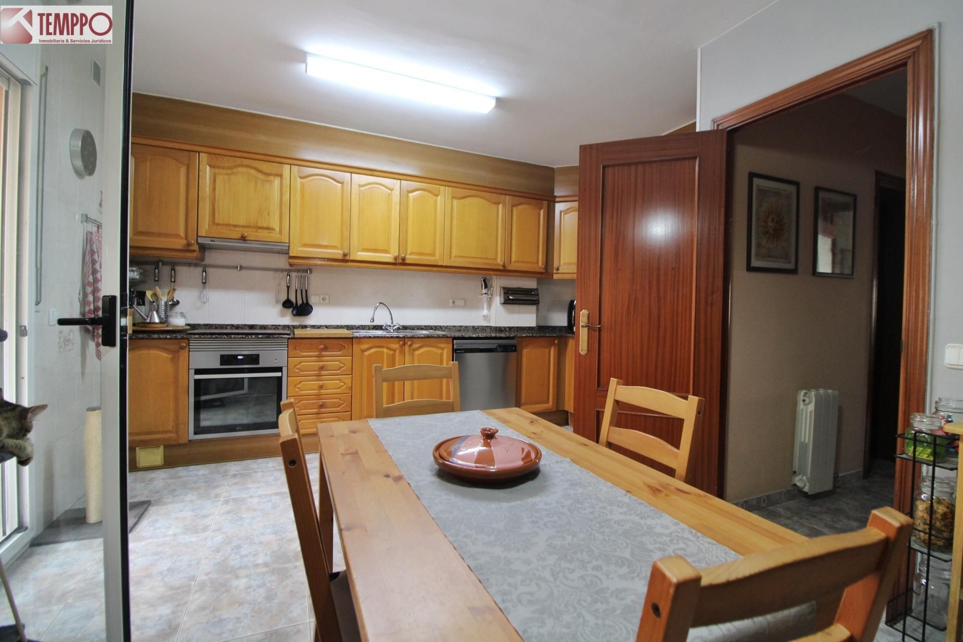 Kitchen of Single-family semi-detached for sale in El Vendrell  with Heating, Terrace and Balcony
