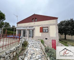 Exterior view of House or chalet for sale in Cigales  with Heating, Private garden and Terrace
