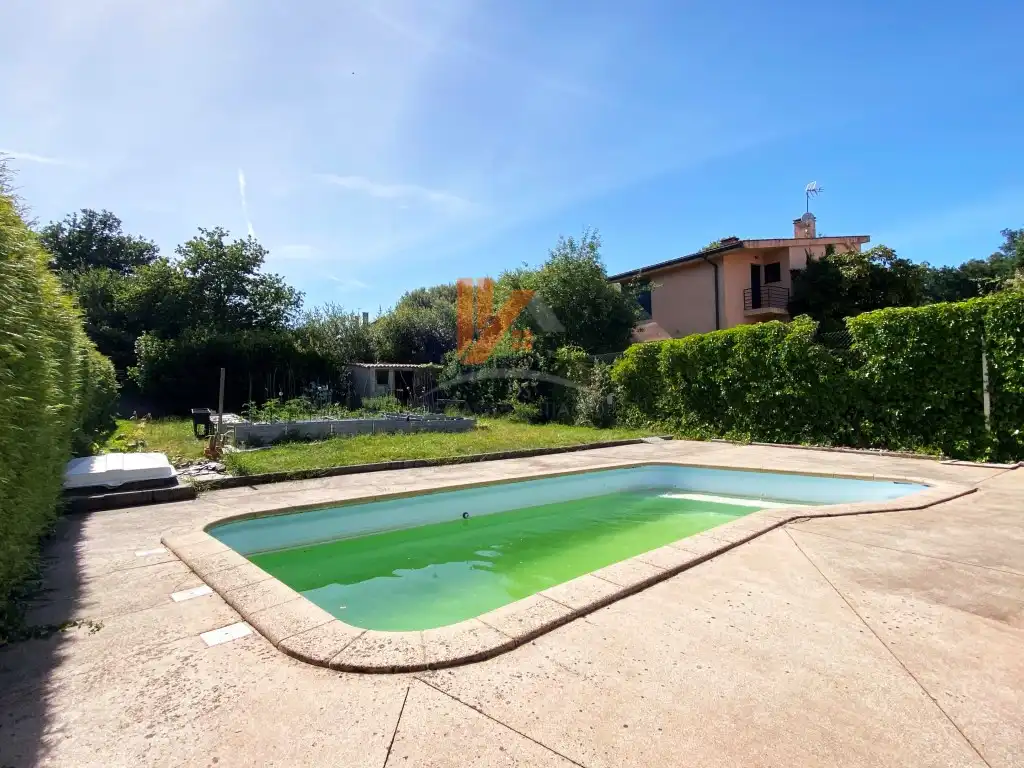 Piscina de Casa o chalet en venta en Teo con Jardín privado, Terraza y Piscina
