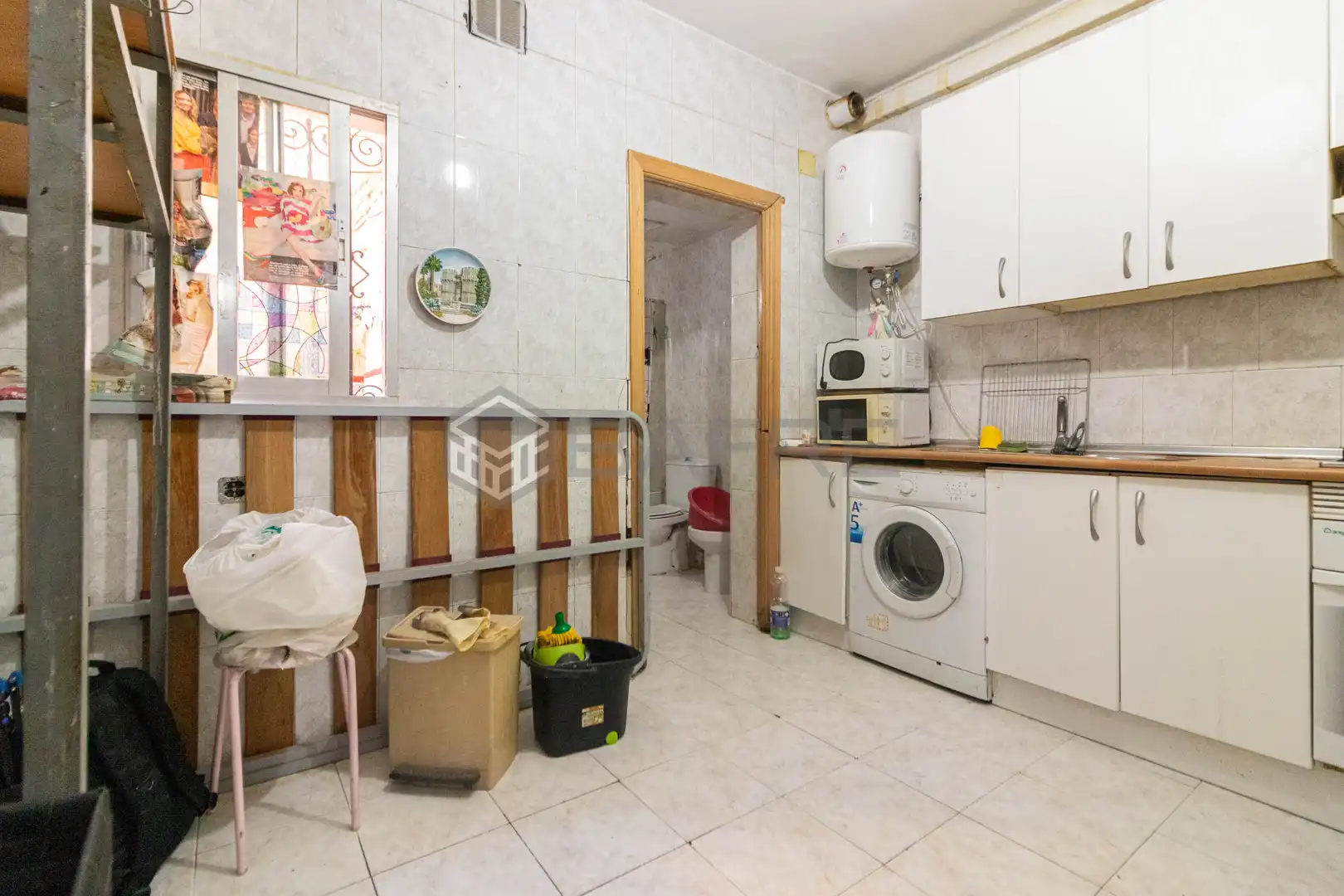 Kitchen of Flat for sale in Madrid