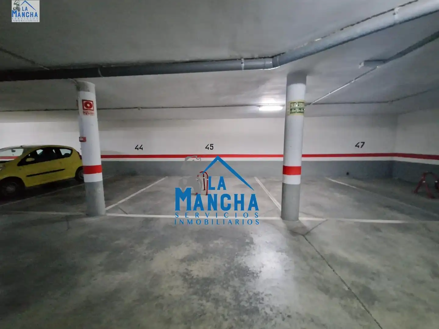 Parkplatz von Garage zum Verkauf in Albacete