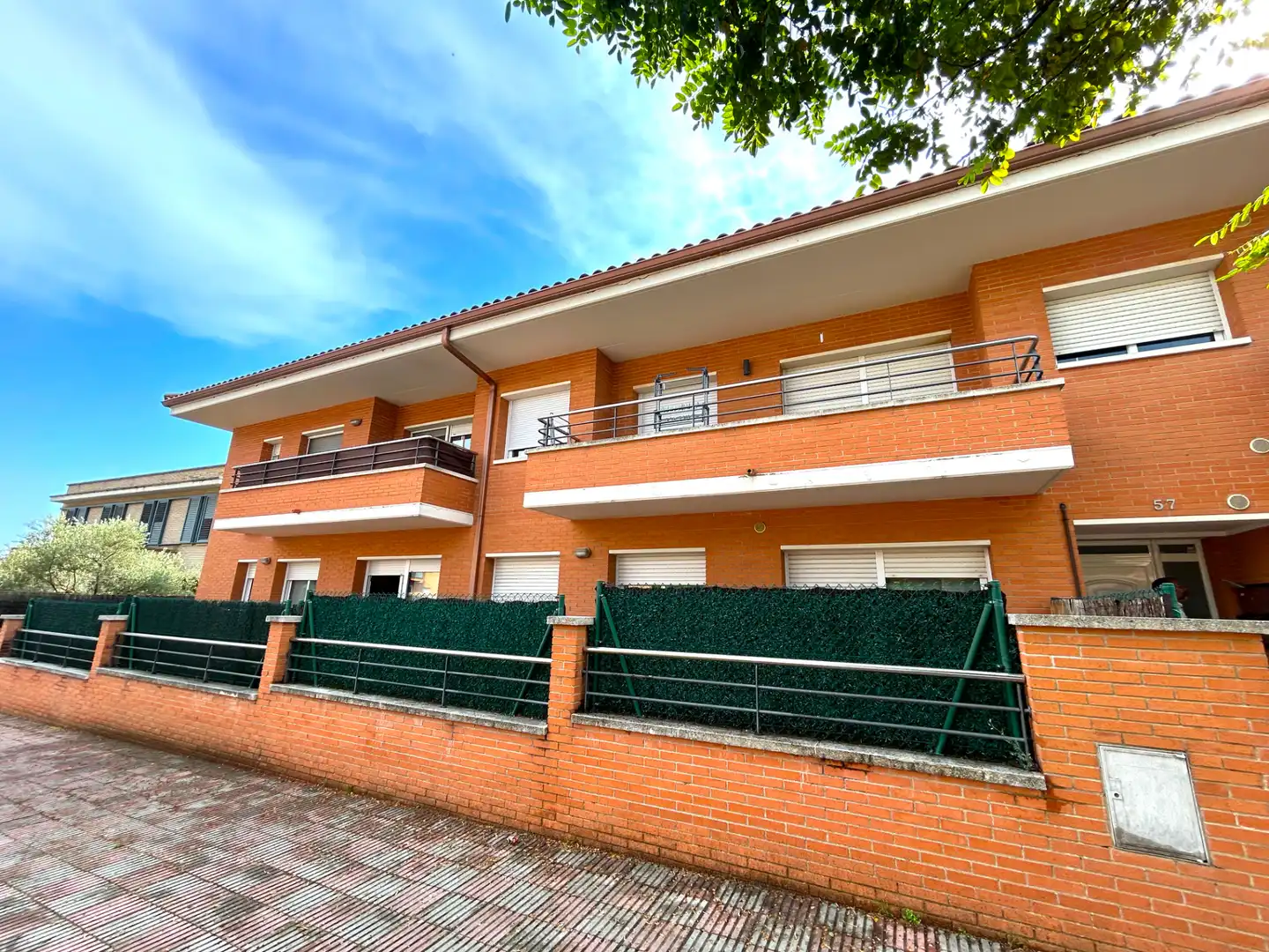 Vista exterior de Pis en venda en Riudarenes amb Aire condicionat, Calefacció i Terrassa