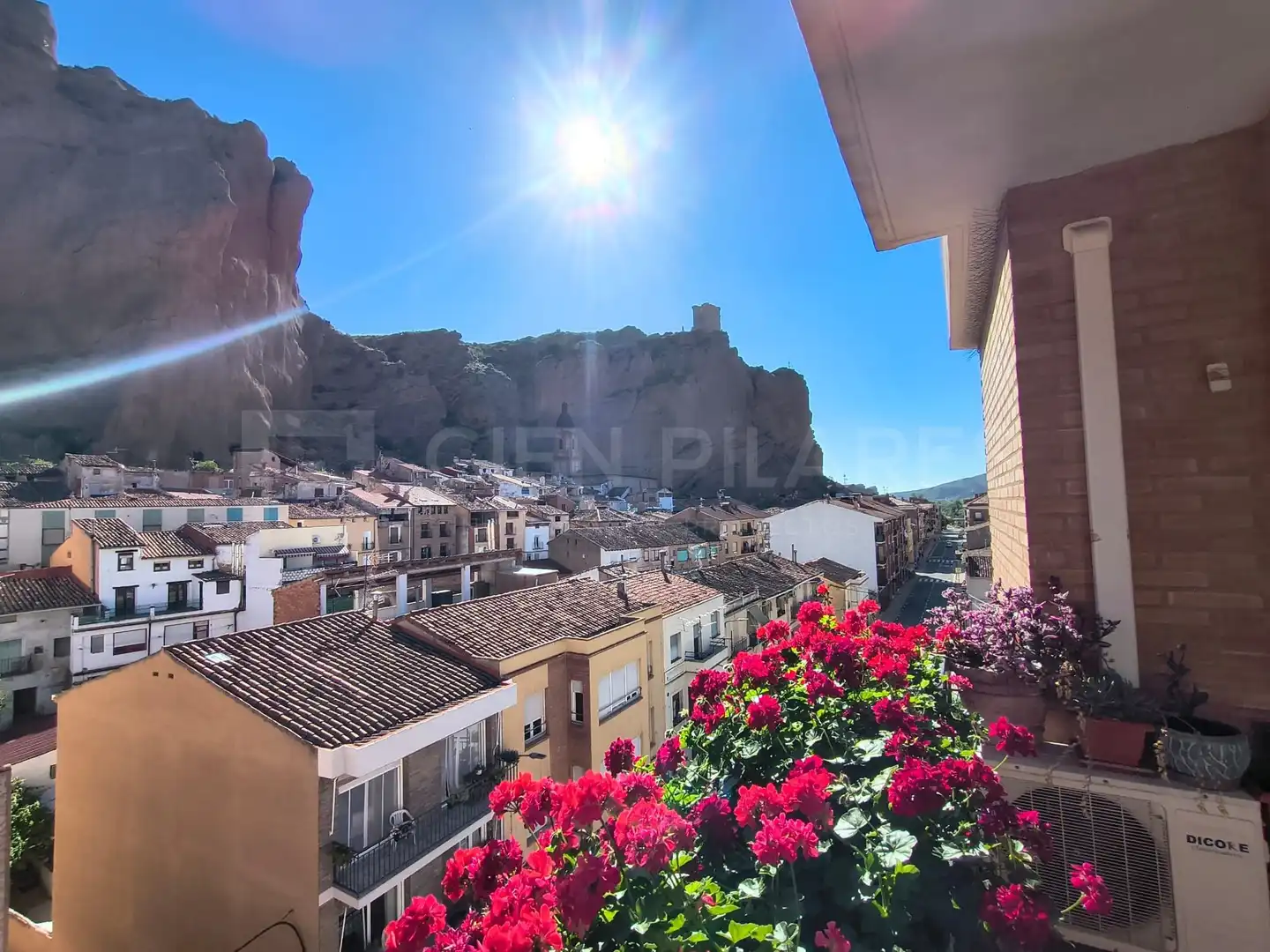 Exterior view of Flat for sale in Quel