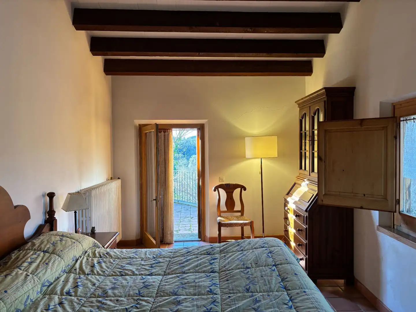 Dormitori de Finca rústica en venda en Cabanelles amb Calefacció, Jardí privat i Terrassa