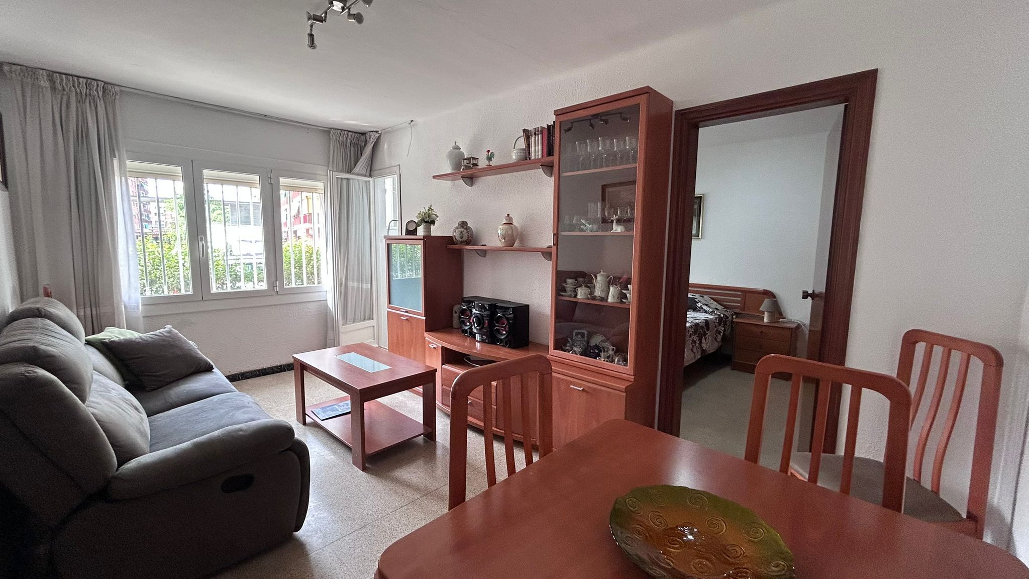 Living room of Planta baja for sale in Cornellà de Llobregat