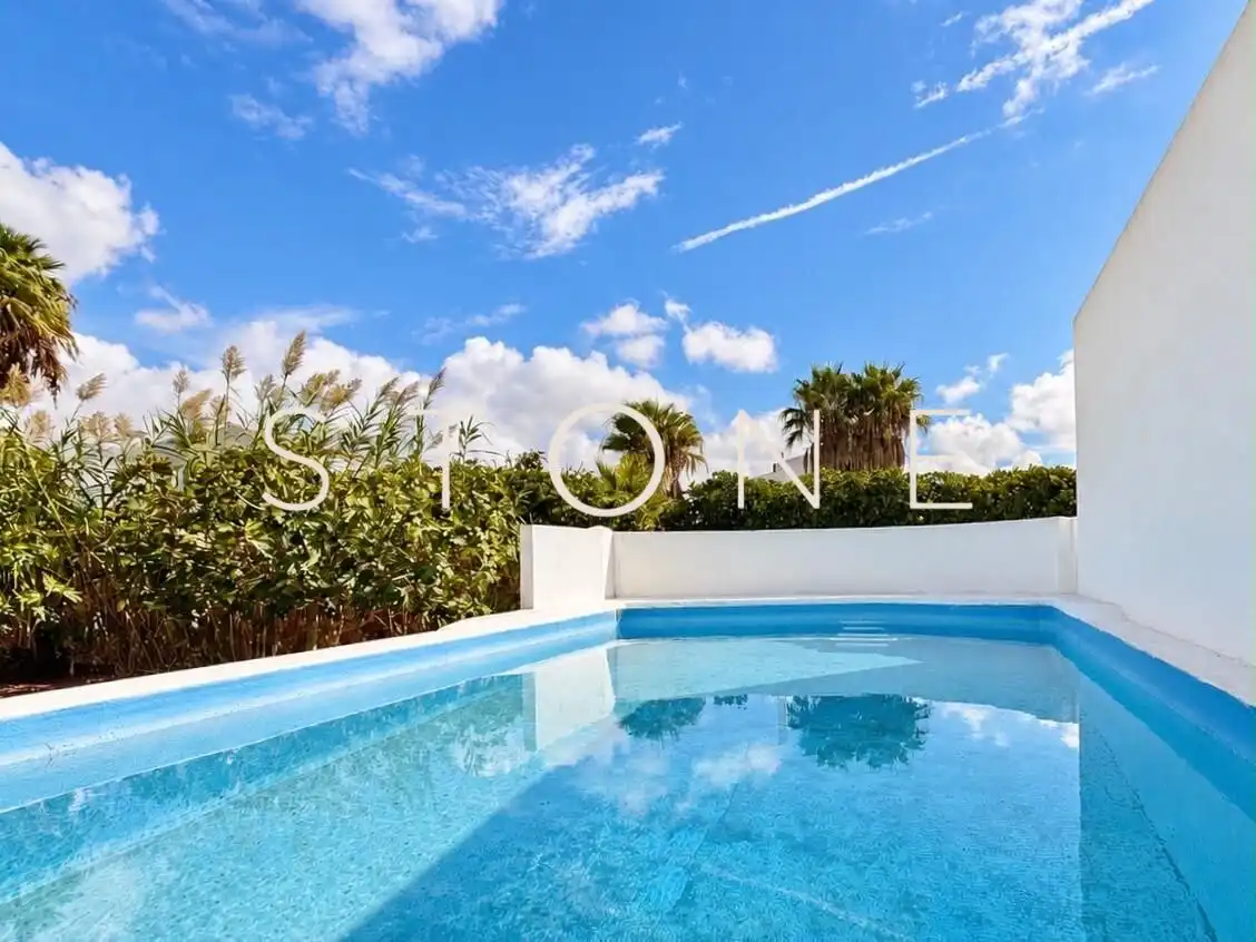 Casa amb terrassa en venda a Cala Blanca