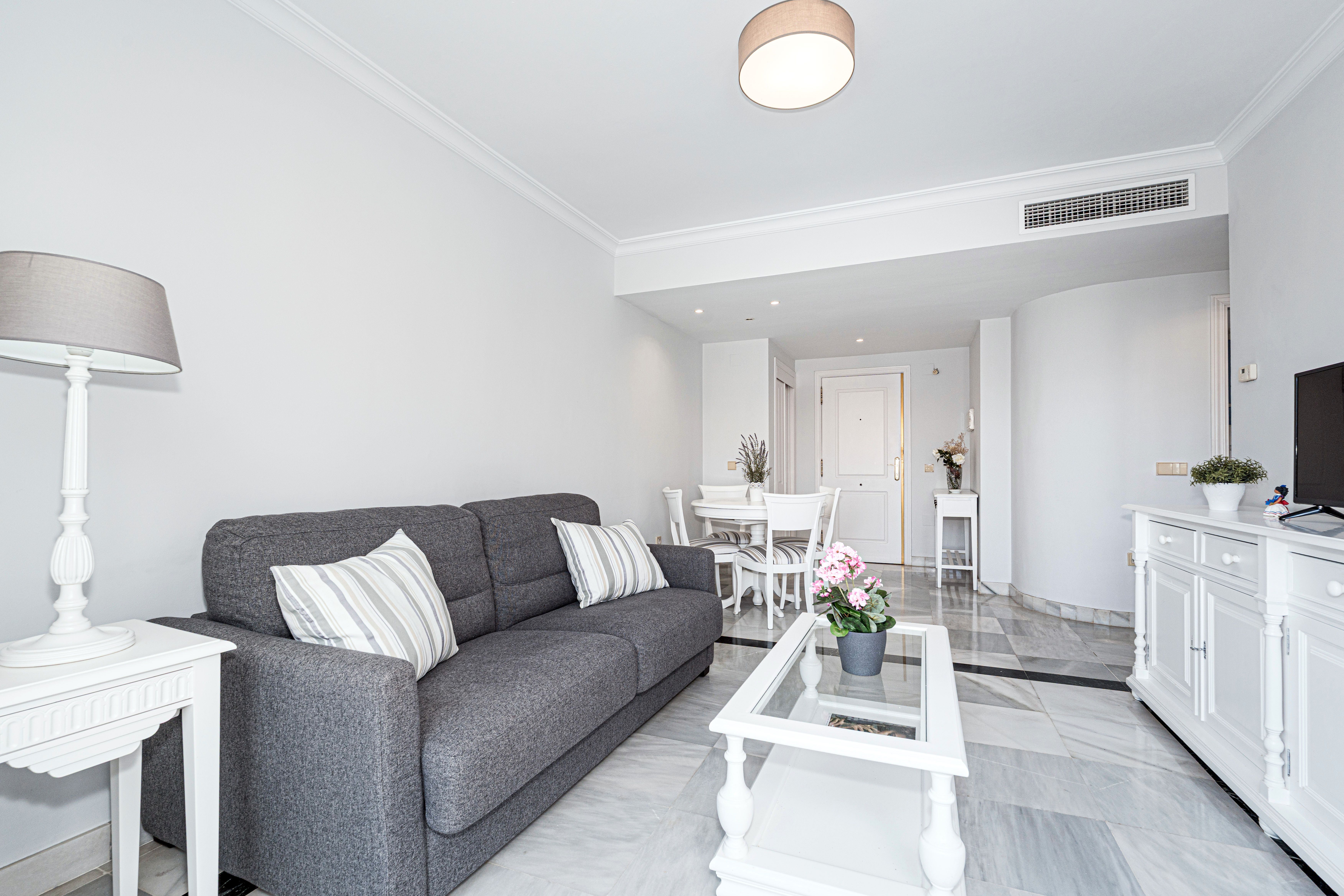 Apartment for sale in  Calle Nuestra Señora del Pilar             Marbel, Playa Bajadilla - Puertos, Marbella Centro, Marbella