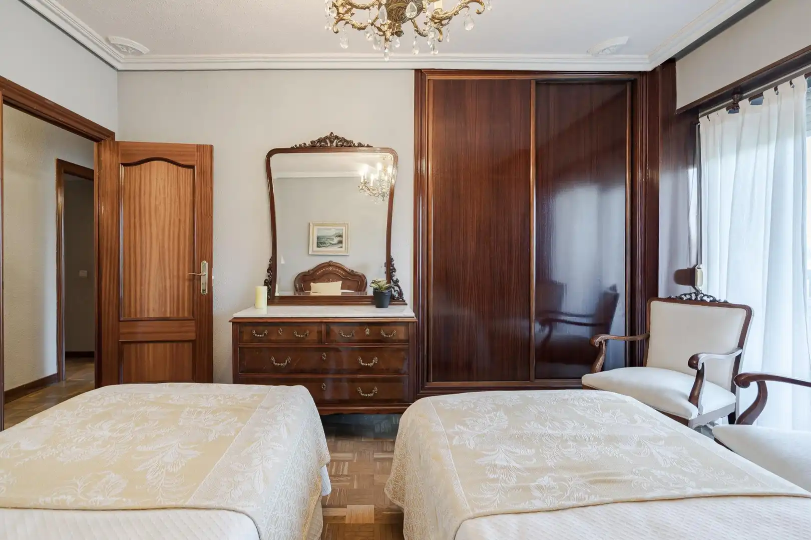 Bedroom of Flat for sale in Alcalá de Henares  with Heating, Terrace and Furnished