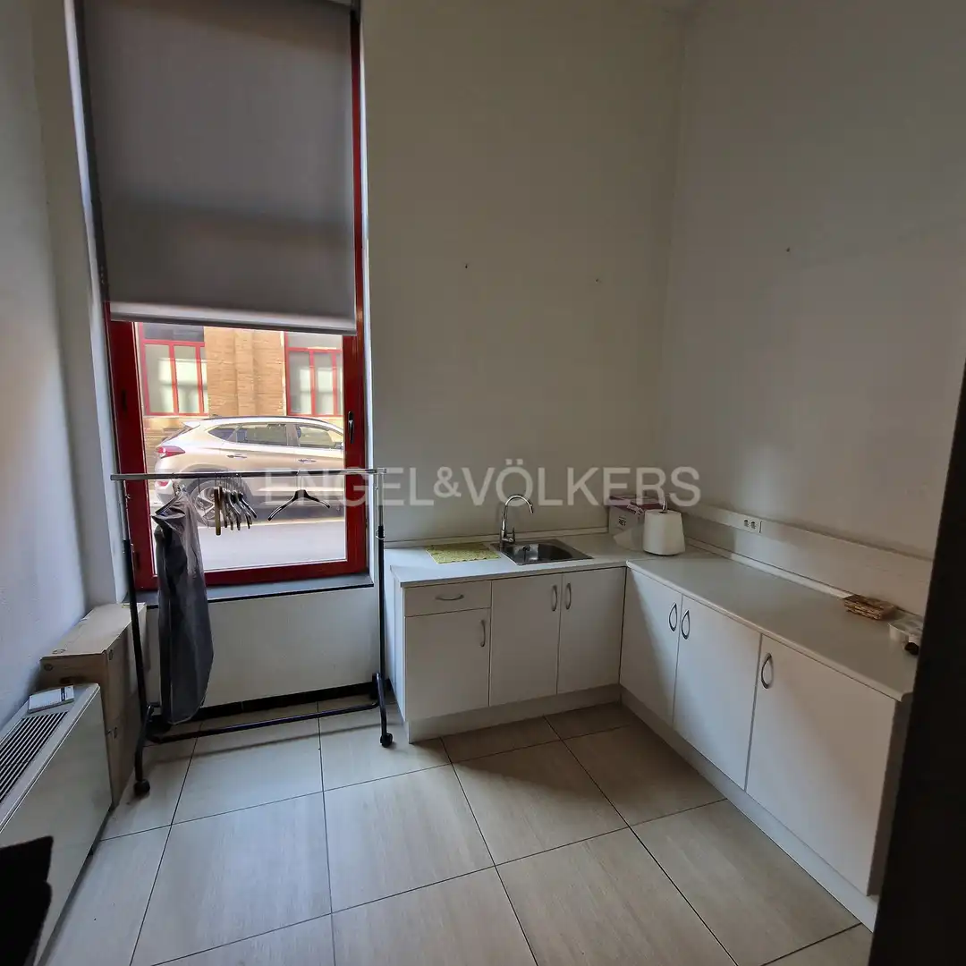 Office space with lift for sale in Santa Coloma de Cervelló, imagen 9
