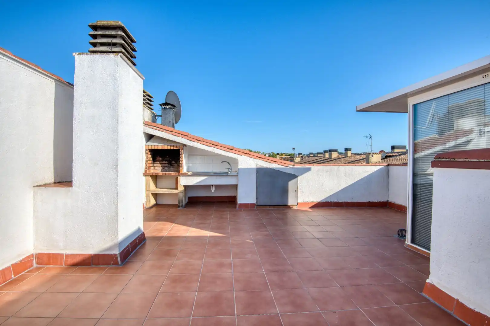 Terraza de Piso en venta en Santa Cristina d'Aro con Calefacción, Terraza y Trastero
