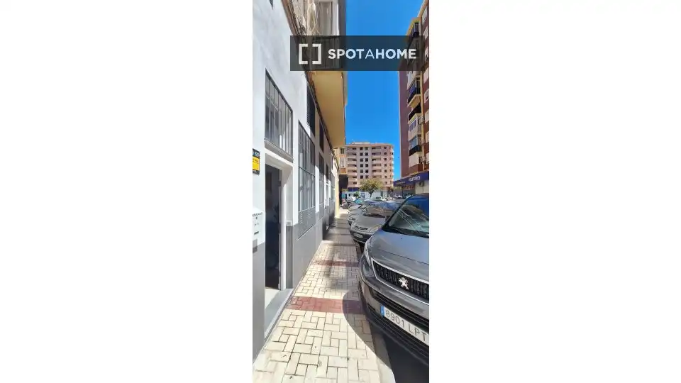Vista exterior de Apartament per a compartir en Carretera de Cádiz