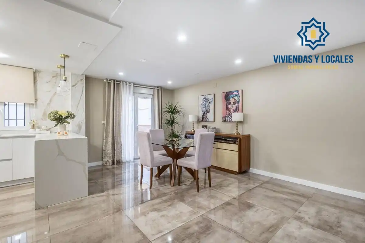Comedor de Casa adosada en venta en Atarfe con Aire acondicionado