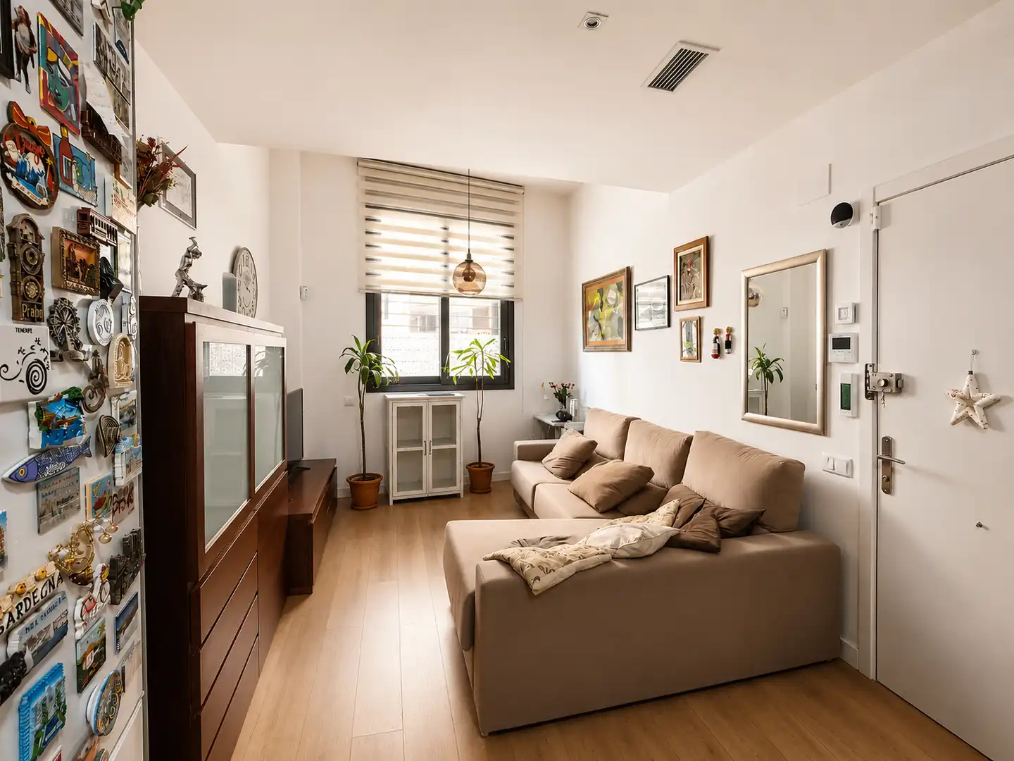 Wohnzimmer von Erdgeschoss zum Verkauf in Cornellà de Llobregat